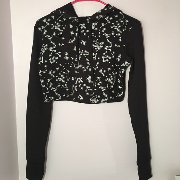 90 Degree By Reflex Jackets & Blazers - 90 Degree by Reflex  Constellation Crop Hoodie